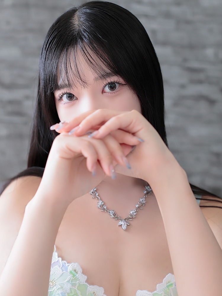 滝川 青夏 22歳