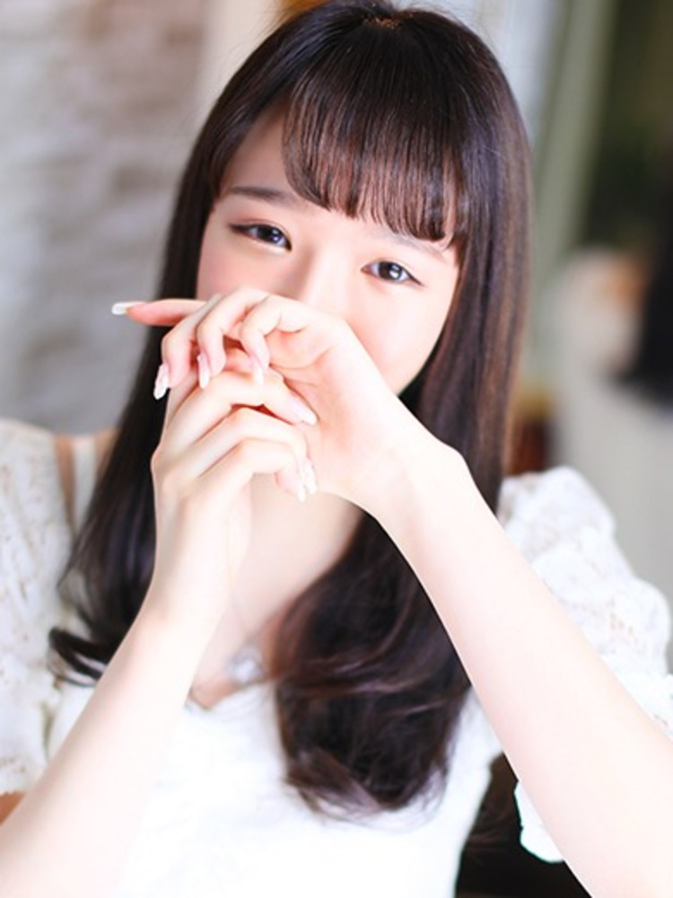 柏木 さくら 20歳