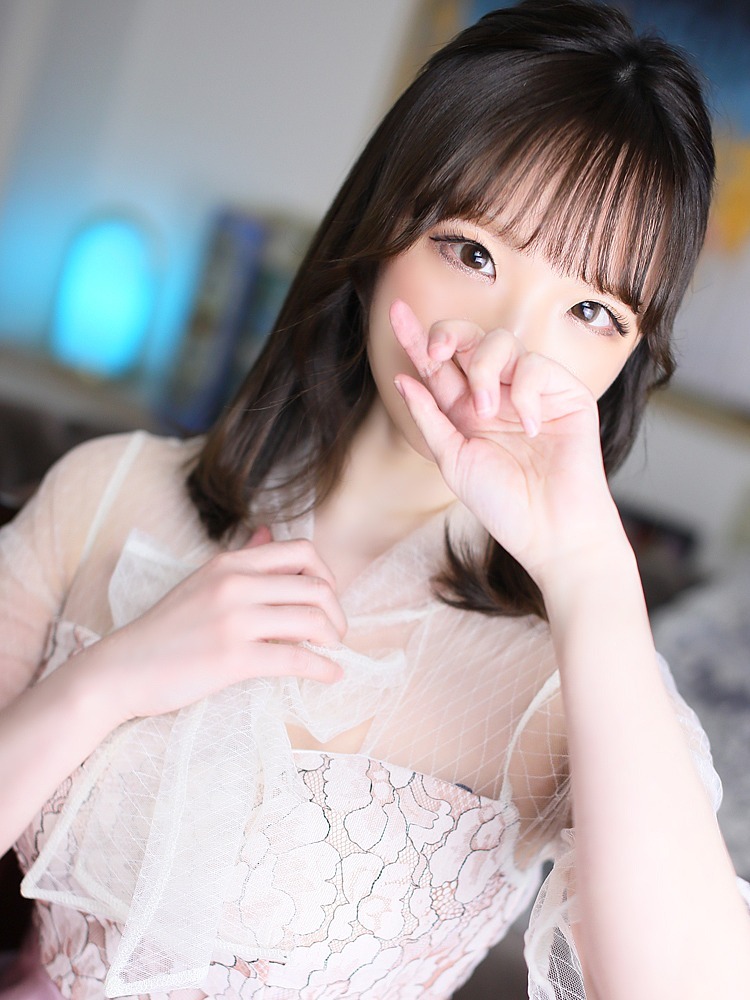 椎名 ゆうか(25)